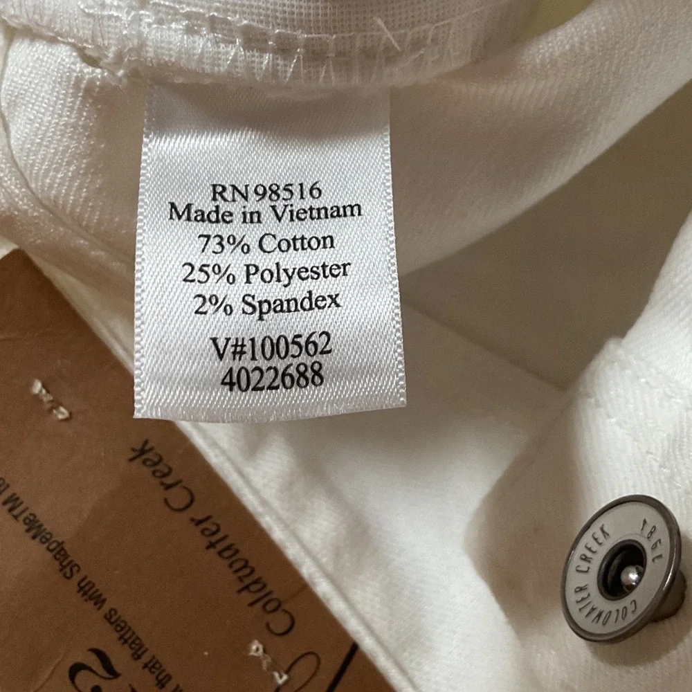 Coldwater Creek White Classic Shaping Straight Leg Jeans Petite 12 NWT ShapeMe‎